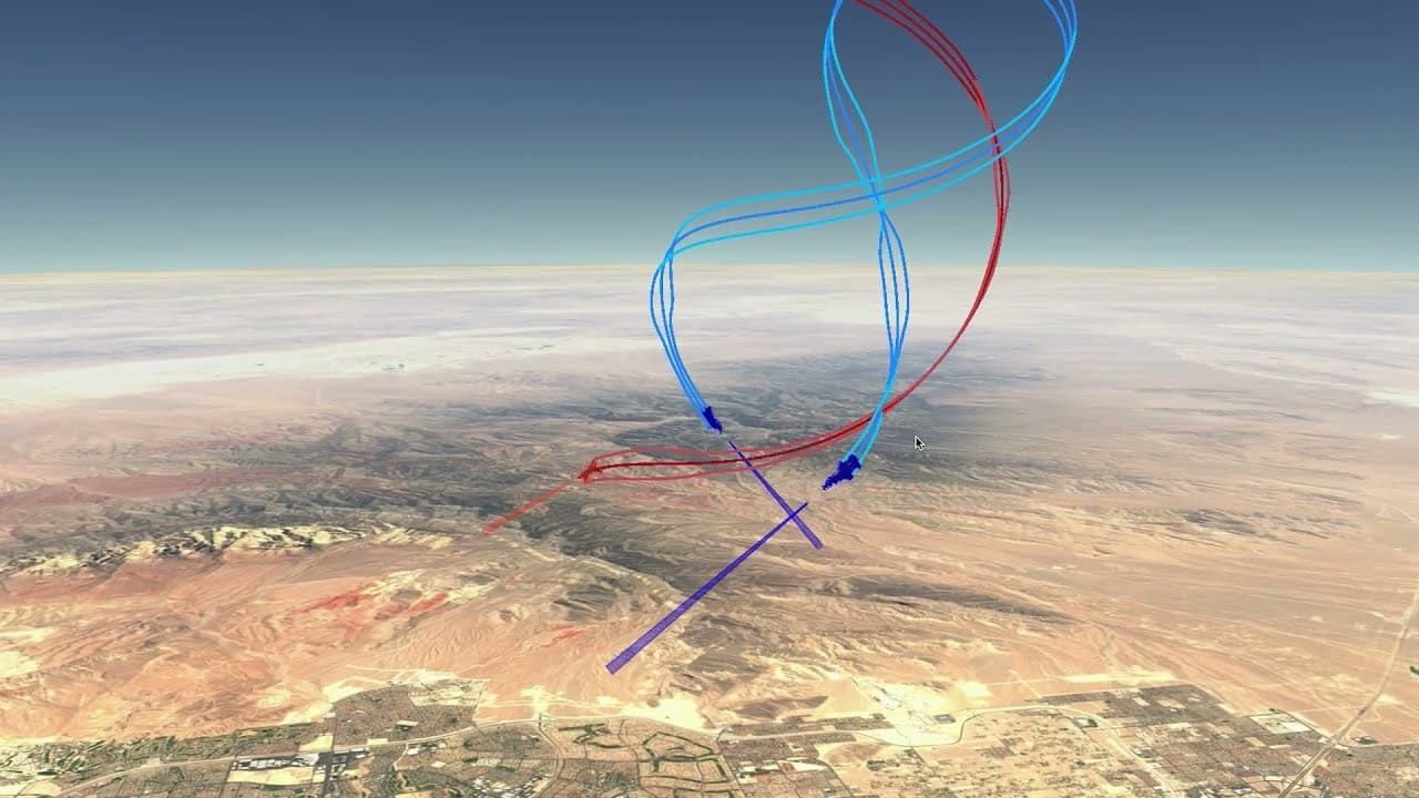 ACEが行った青2機が敵の赤2期と戦うシミュレーション。Image via DARPAtv https://www.youtube.com/watch?v=Sd8ryTWOjBg