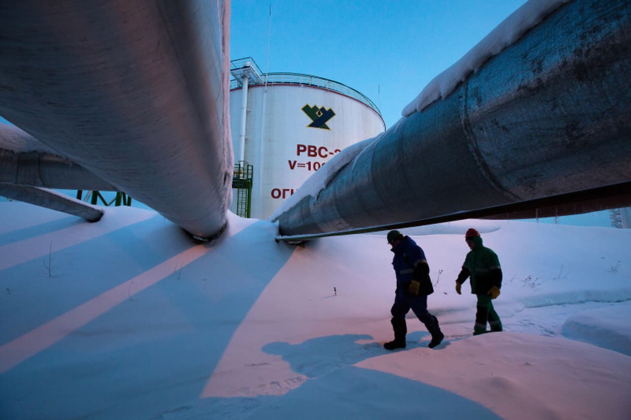 シェルはサリム石油開発の50％を所有しており、昨年は7億ドルの調整利益を得た。 写真家: Andrey Rudakov/Bloomberg