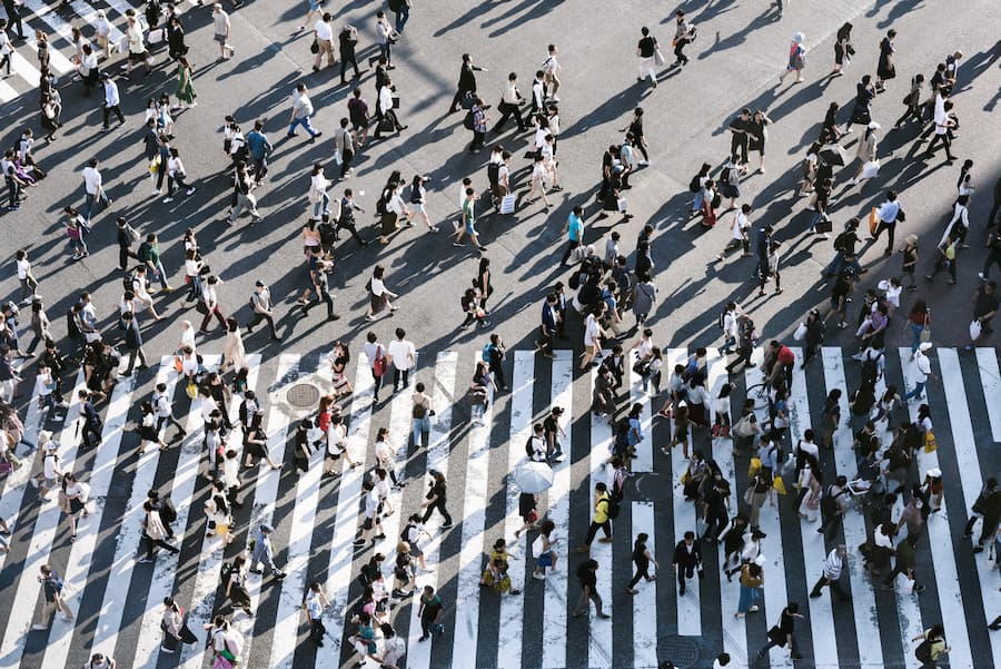 「人類をあらゆる制約から自由にし、その幸福の追求を最適化する」というビジョンを設定した理由