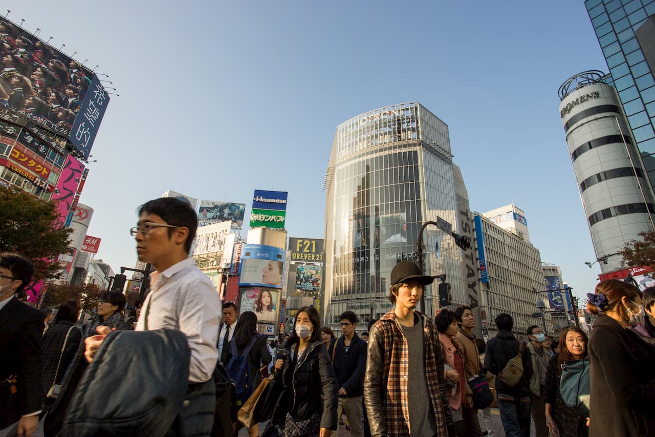 幸福は社会的ネットワーク次第 
 幸せな人との「つながり」がその人自身の幸せに影響を与える