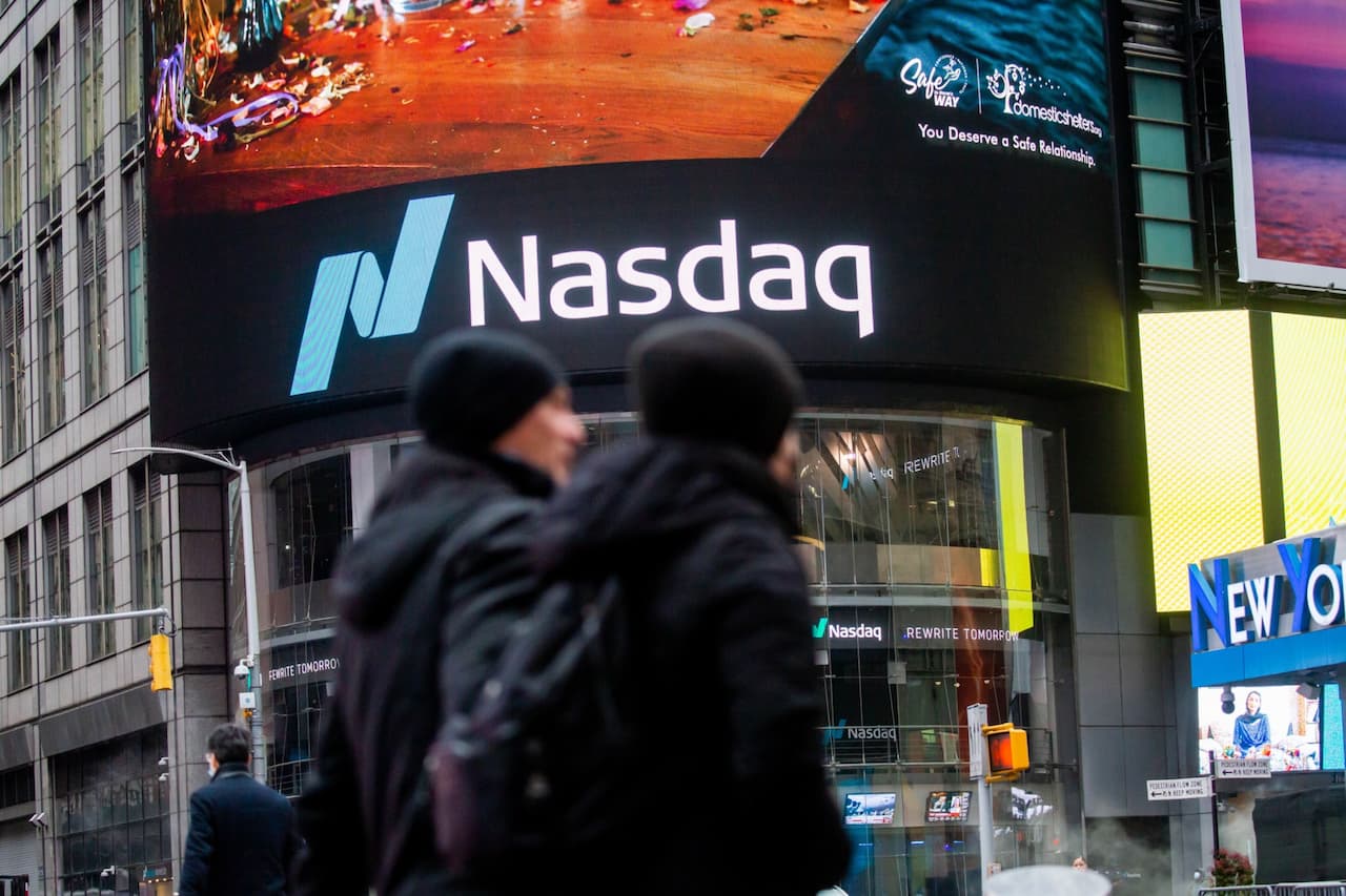 米国で急増する自社株買い、低迷する市場の支えに