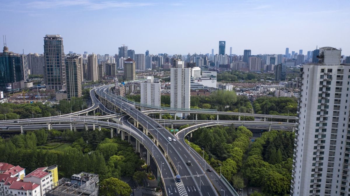 中国の失業率は上昇、コロナ封鎖で消費は減少