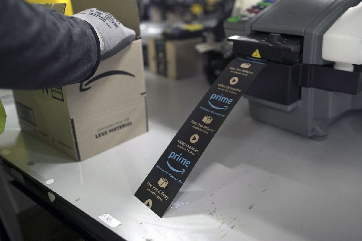 アマゾン、規制当局への妥協案としてプライベートブランドの終了を検討