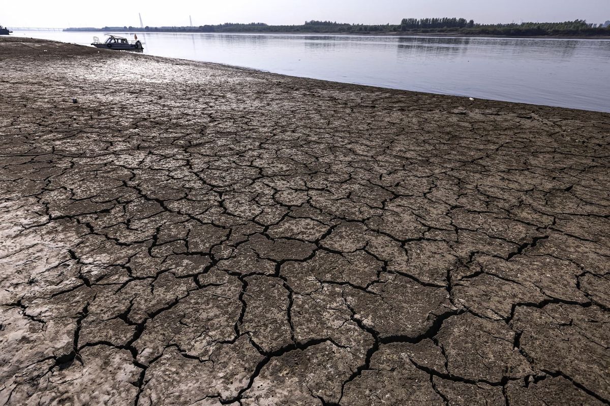 「気候災害」が世界のEV製造に水を差す