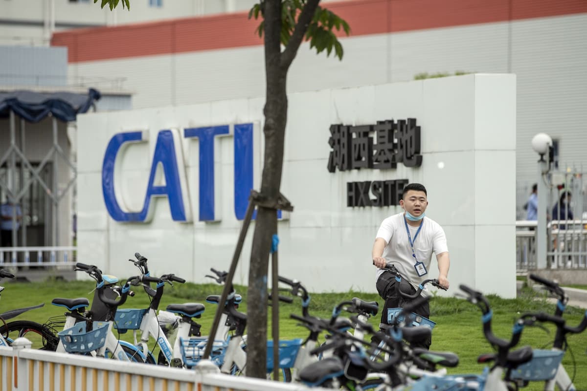 中国の技術に頼らずに米国はEVと再エネの大国になれない:Liam Denning