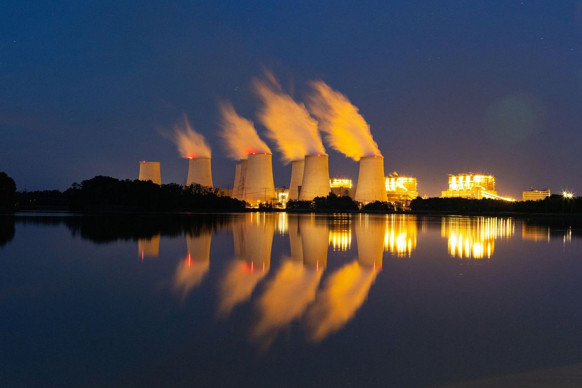 排出量削減の鍵はカーボンプライシング、IMFが指摘［ブルームバーグ］