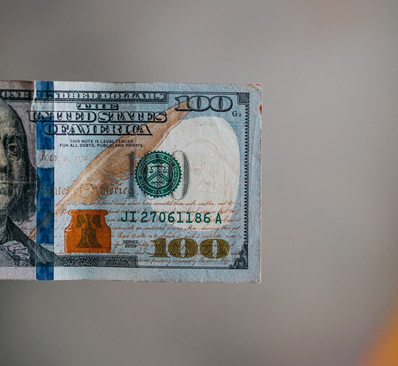 人類が現金の呪いから解き放たれるのはいつか?
