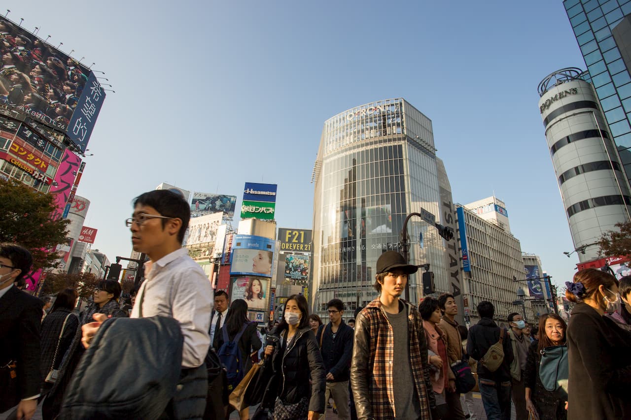 幸福は社会的ネットワーク次第
幸せな人との「つながり」がその人自身の幸せに影響を与える
