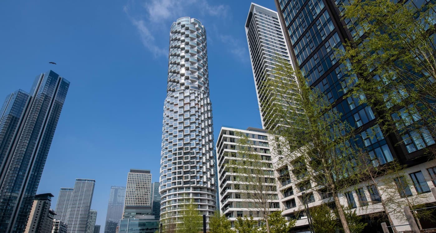 ロンドンのタワマンに子どもの学区目当ての中国人富裕層が殺到