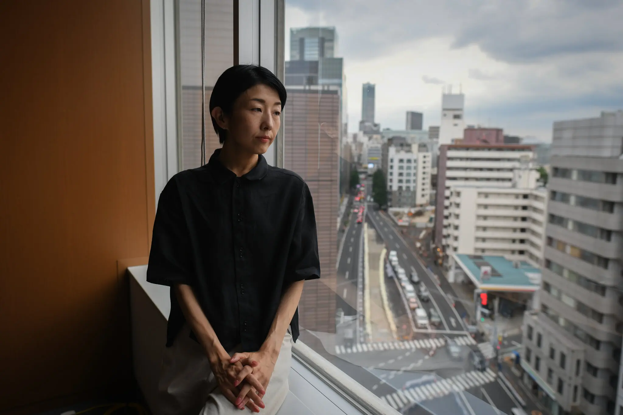 高齢者が自ら死を選ぶ日本を描いた映画監督