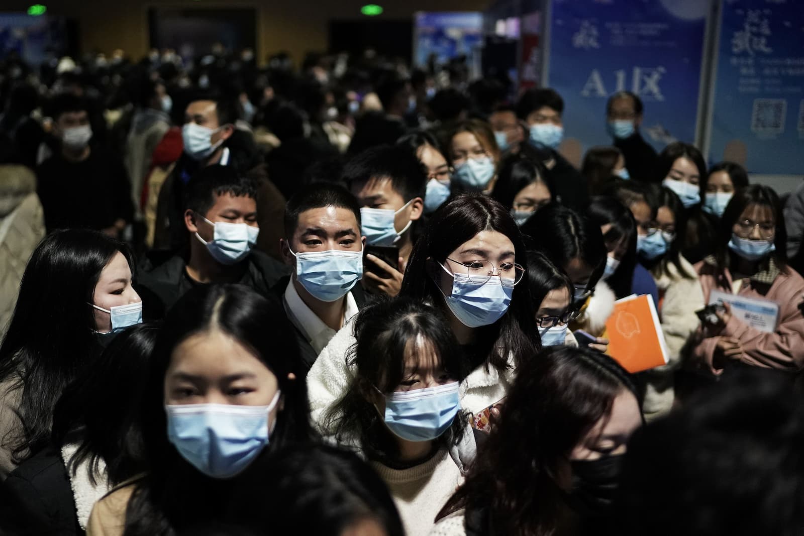 中国のZ世代、失業で意気消沈