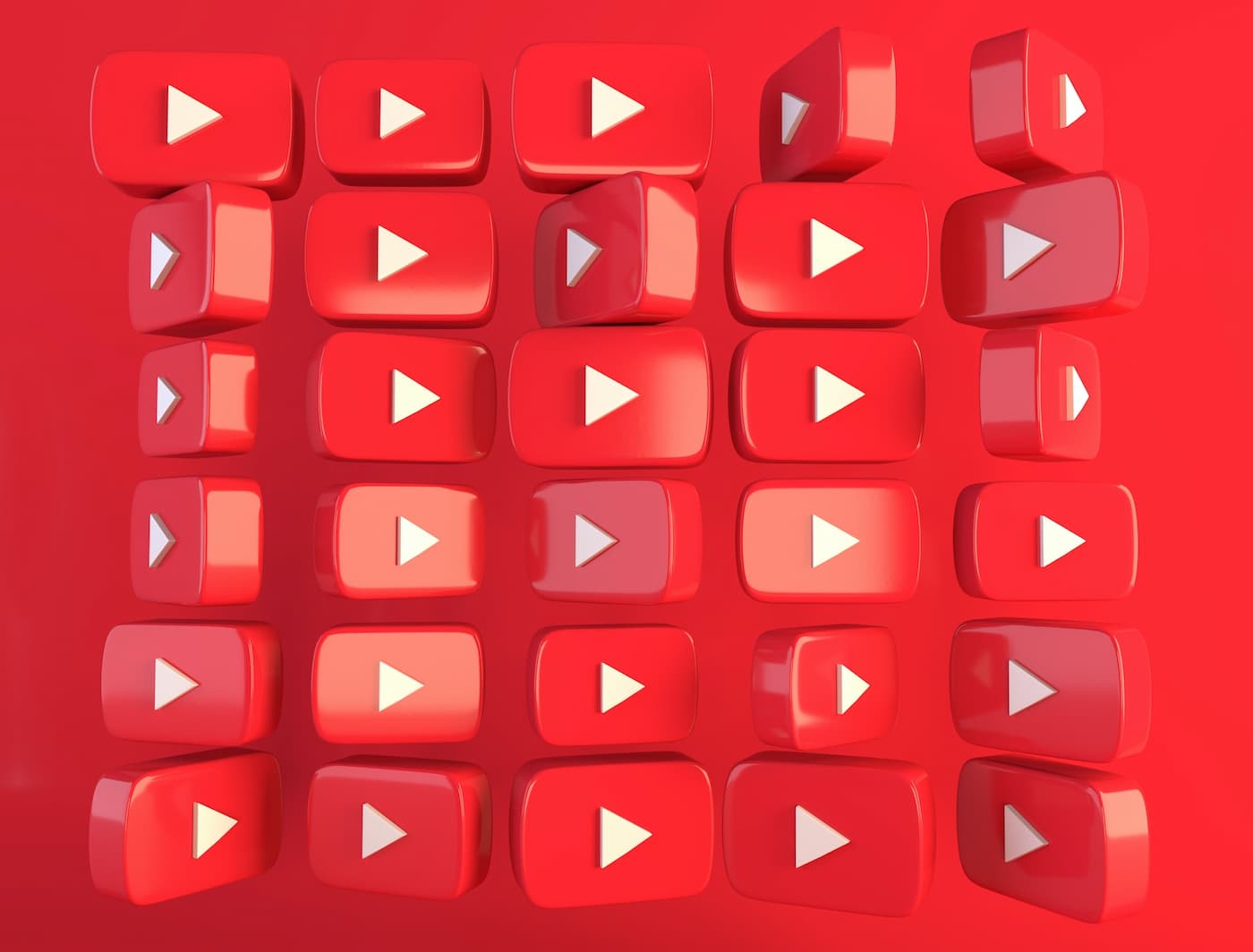 YouTubeに課金することは理にかなう…しかし、Facebookは? - Parmy Olson