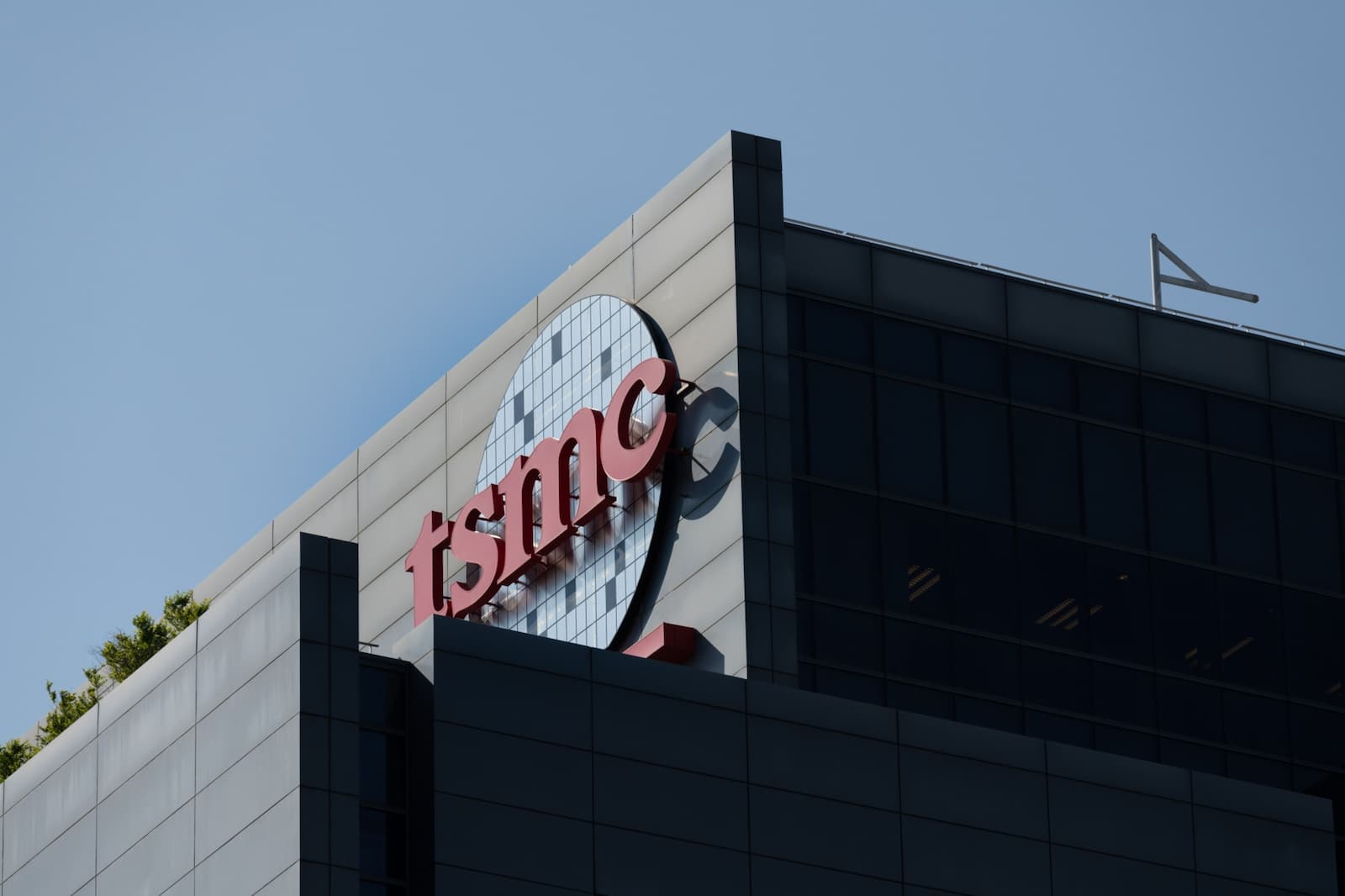 TSMC、米国で2カ所目の工場設立を検討-現在建設中の拠点に隣接