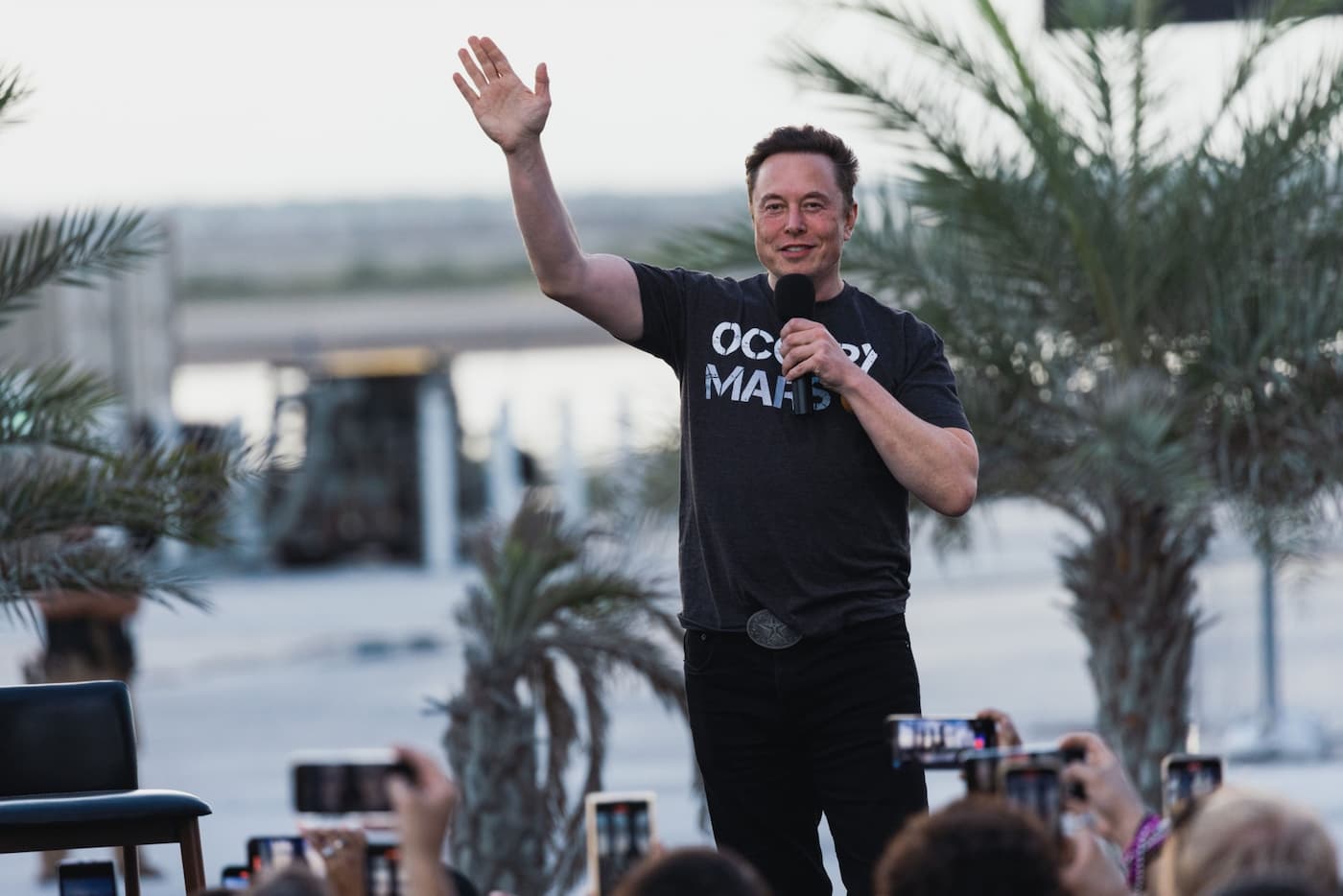 マスクとTwitterの取引がレバレッジド・ファイナンスに与えた教訓―Paul J. Davies