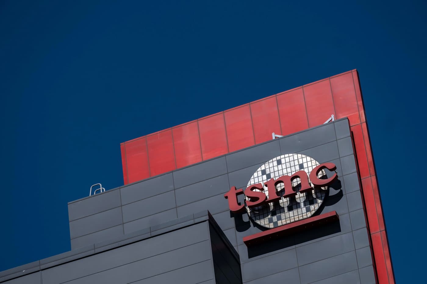 TSMC、需要減退で売上予想に届かず