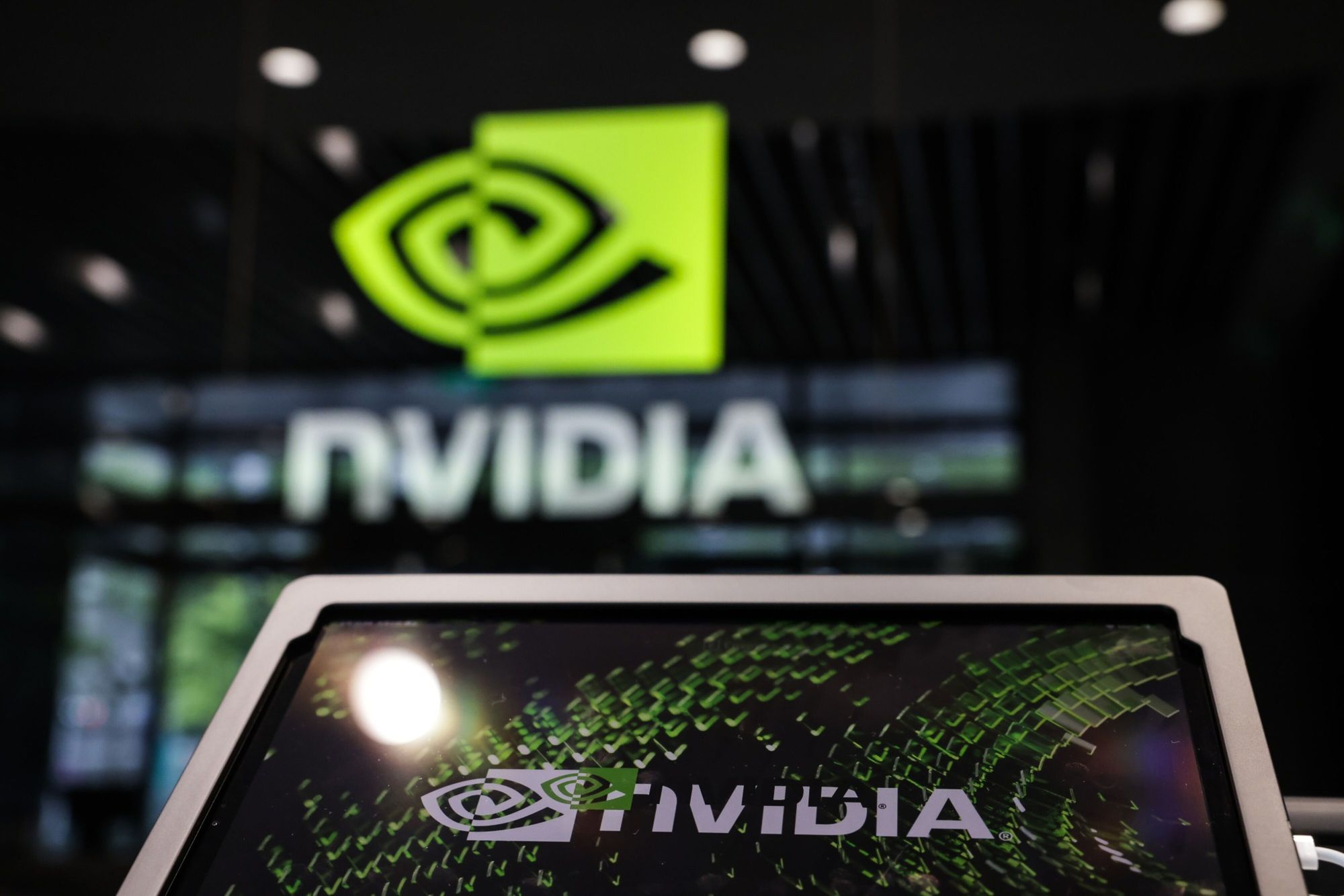 生成AIを駆動するNVIDIAのチップ「H100」とは?