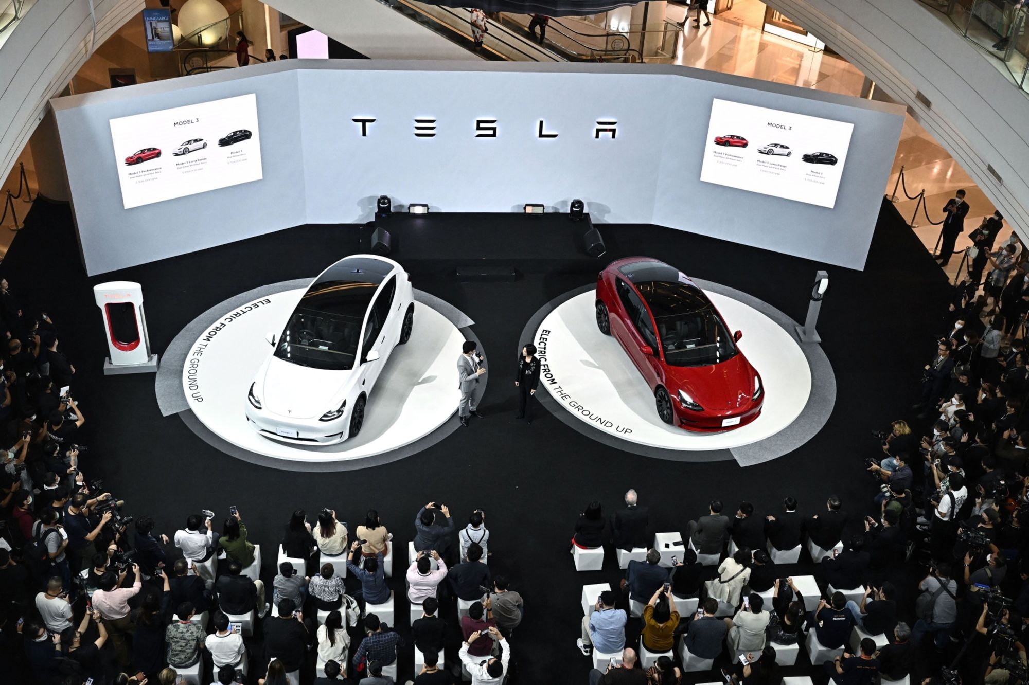 新車発売が3年ないテスラ、2モデル依存戦略の限界を試す