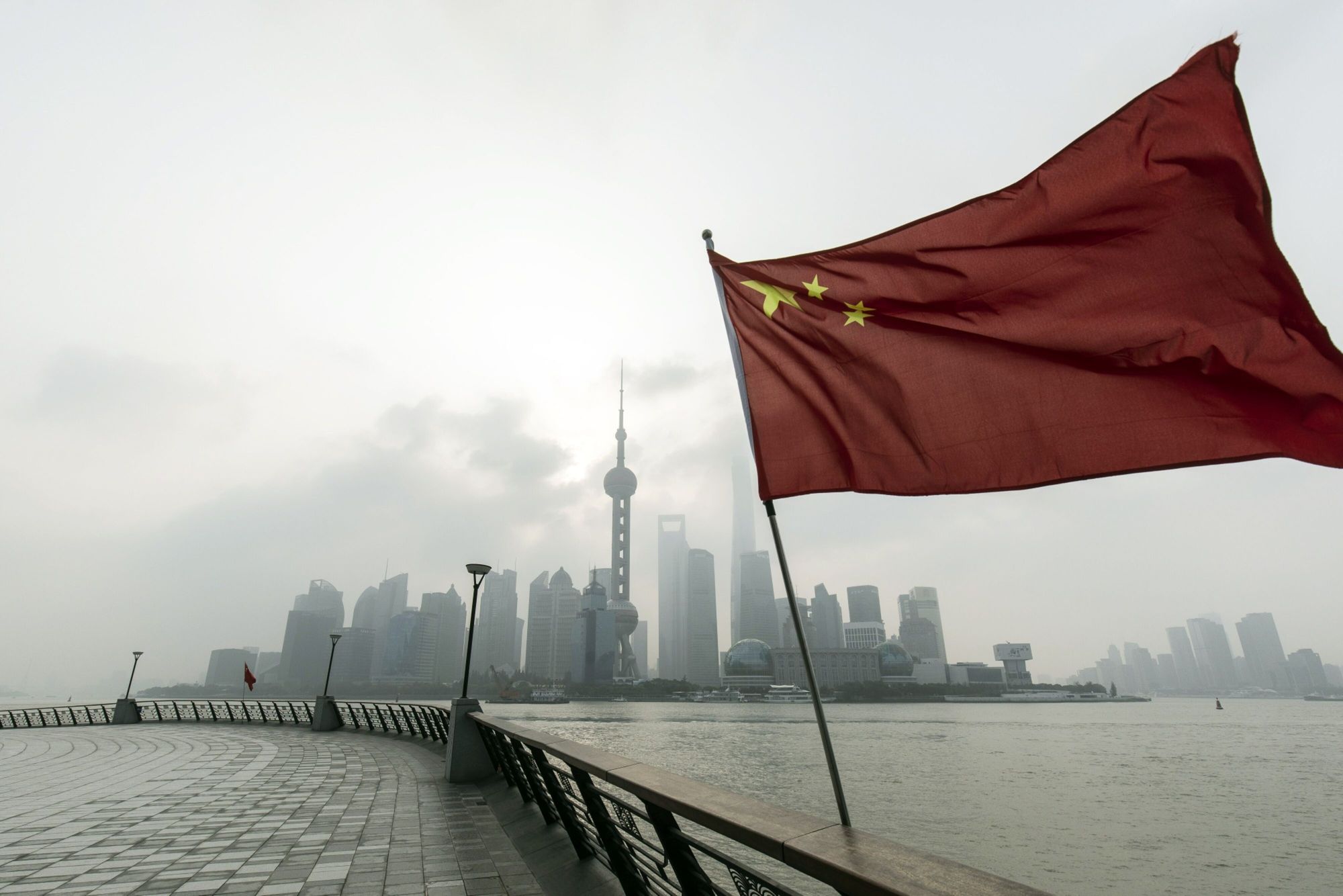 中国経済の勢いが7月も鈍化、PMI示唆-政府は対策の方針