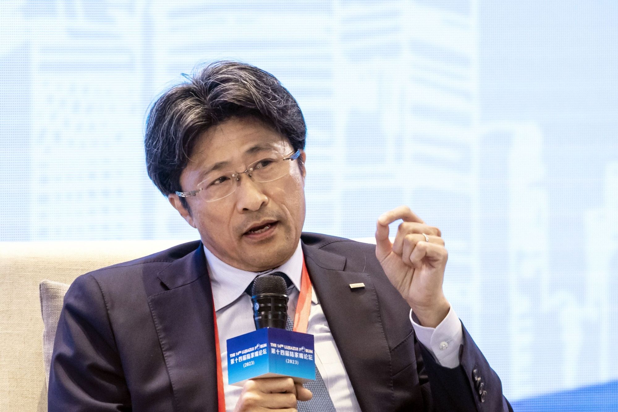 投資銀行化するみずほ:アームIPOで米市場にくさびもソフトバンク一本足の懸念