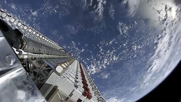 衛星インターネットStarlink、仏の営業許可を取得