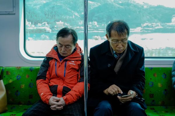 韓国高齢者の間で「終のパートナー」探しの出会い系アプリ利用が人気