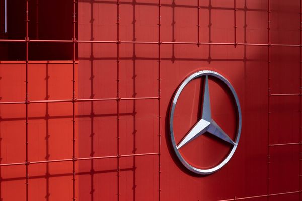 メルセデスCEO、「驚異の経済失速」で中国観に変化［ブルームバーグ］