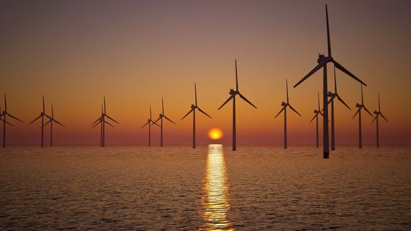 インフレが洋上風力発電を強襲：制度再設計促す